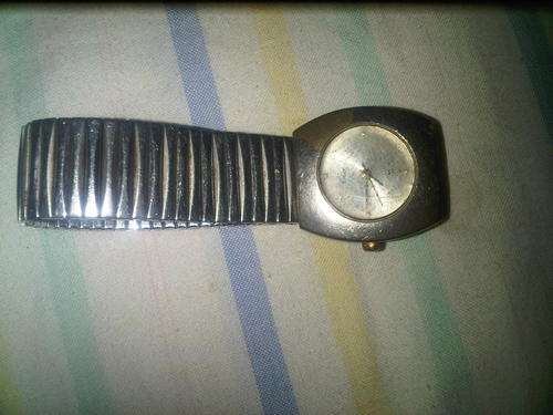 W Vintage Watch