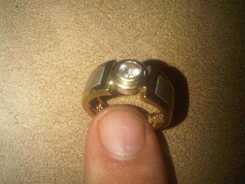 Beautiful  9ct Yellow & White Gold Ring