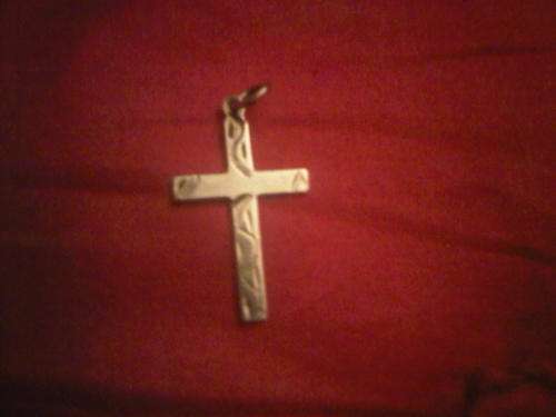 9ct Gold Cross