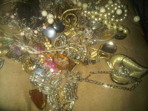 Vintage Jewelry Job Lot