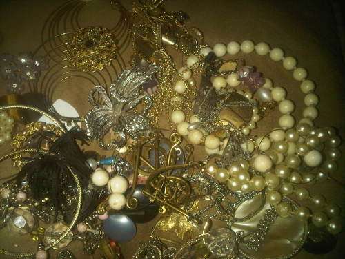 Vintage Jewelry Job Lot
