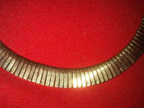 Vintage Gold Tone Necklace