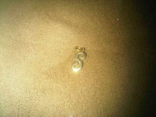 Vintage 9ct Gold "S" Charm