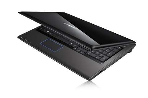 SAMSUNG R720 500GIG HDD 4GIG RAM ATI RADEON HD GRAFICS CARD BLUETOOTH +++