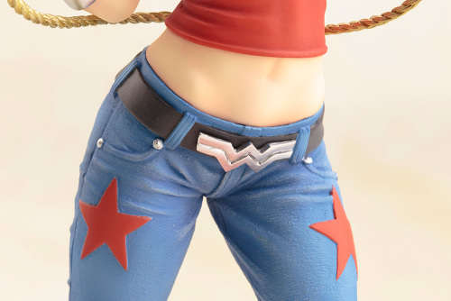 DC COMICS WONDER GIRL BISHOUJO STATUE new in box