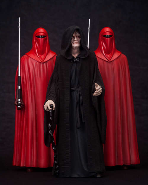 SW EMPEROR PALPATINE & ROYAL GUARD 3PK ARTFX+ NEW IN BOX