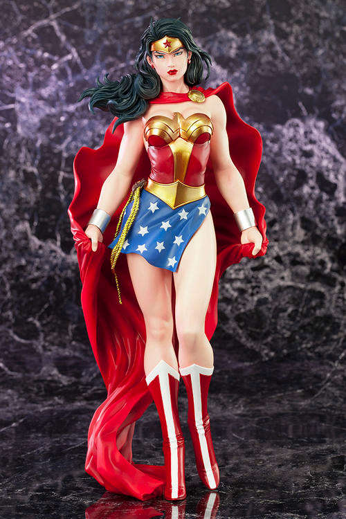 DC COMICS WONDER WOMAN ARTFX STATUE