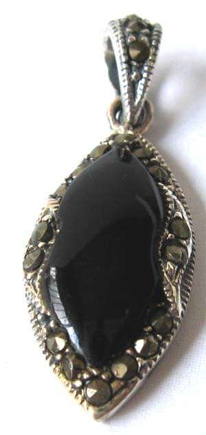 Beautiful Sterling Silver Marcasite & Black Onyx Pendant