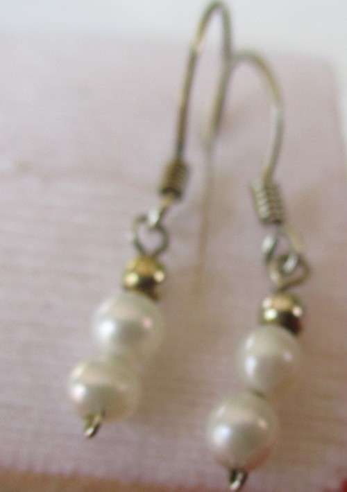 Sterling Silver and Culteured Peals Earrings