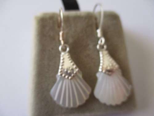 925 Sterling Silver  and Mother of Pearl Earrings