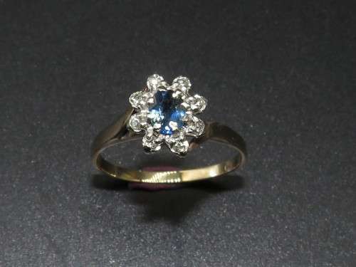 Enchanting Ceylon Blue Sapphire & Diamond Ring in 9ct Yellow Gold