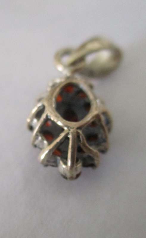 Sterling silver and Genuine Garnets pendant