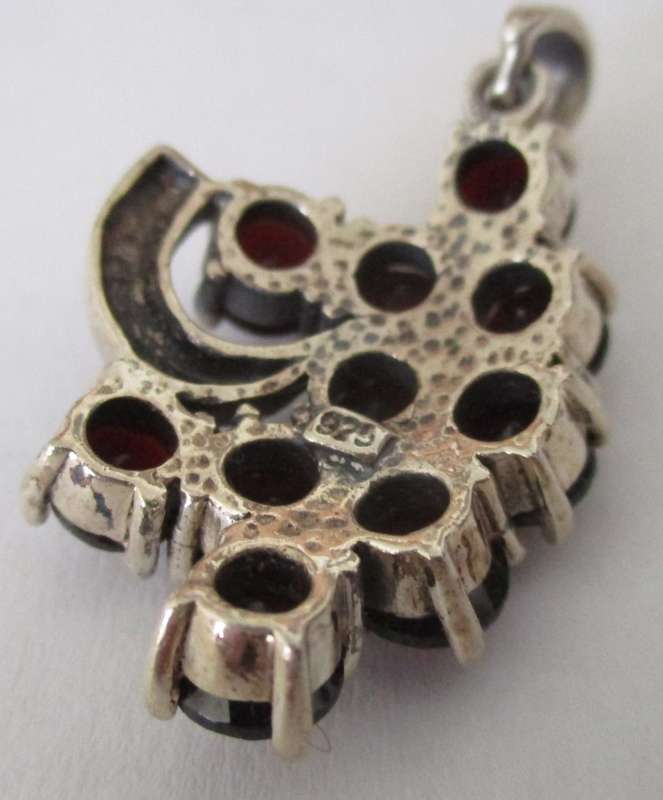 Sterling Silver , Maracsite and Garnets Pendant