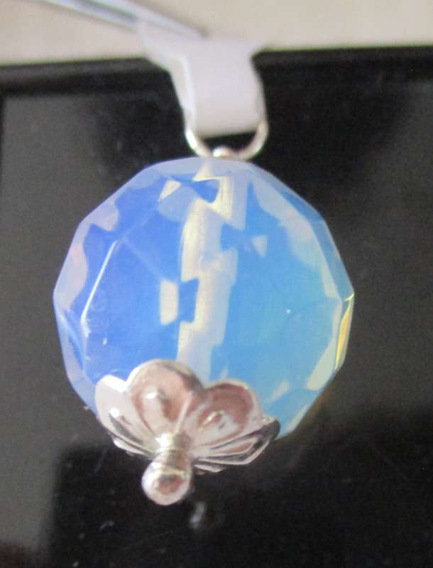 Sterling Silver and 16.00 mm Opalite Pendant