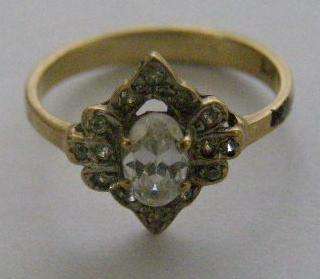 9ct yellow gold ring set with Cubic Zirconia's