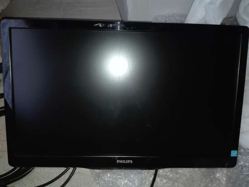 Philips 18.5 inch LED monitor