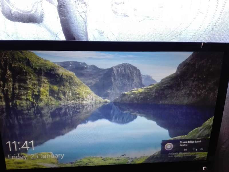 Philips 18.5 inch LED monitor