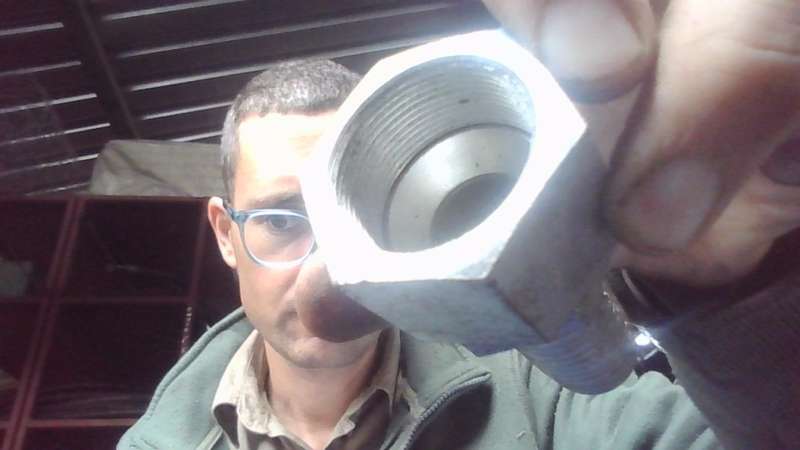 Hydrulic crimpable hose end