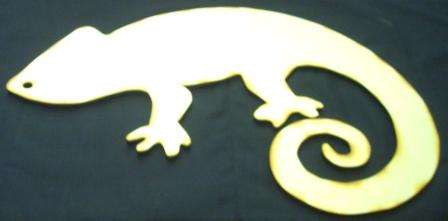 Wood Chameleon (Large) 441 x 293 x 6 mm