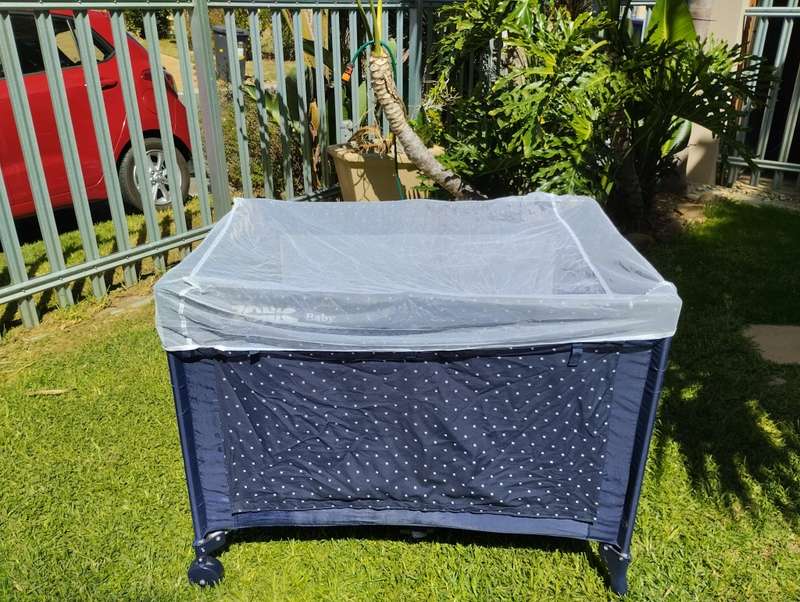 Zonic baby camp cot cheap