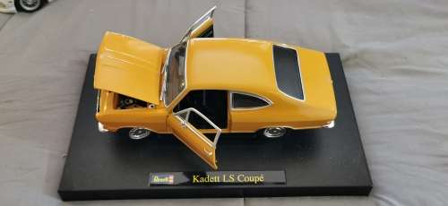 1:18 Opel Kadett B LS Coupe