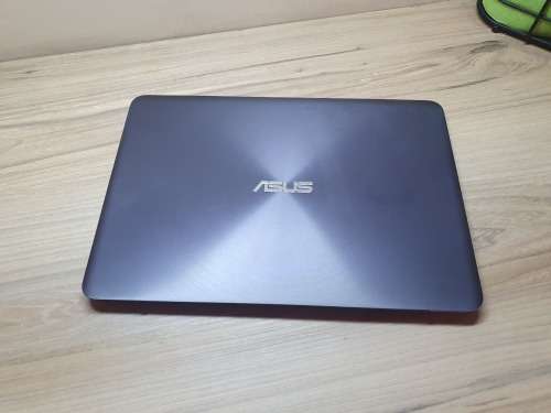 ASUS Zenbook Intel Core I7