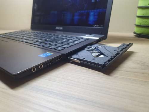 Mecer Xpression W550su Intel Core I3