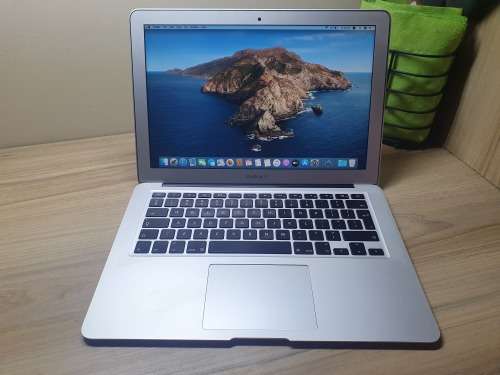 Macbook Air 13 inch 2015