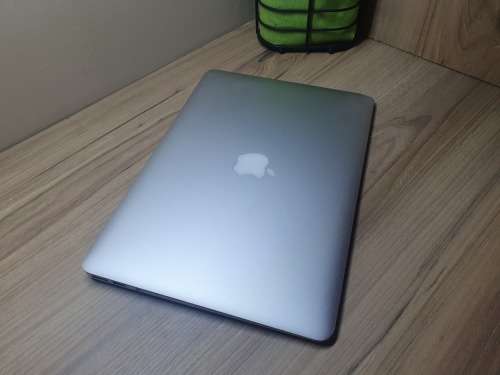 Macbook Air 13 inch 2015