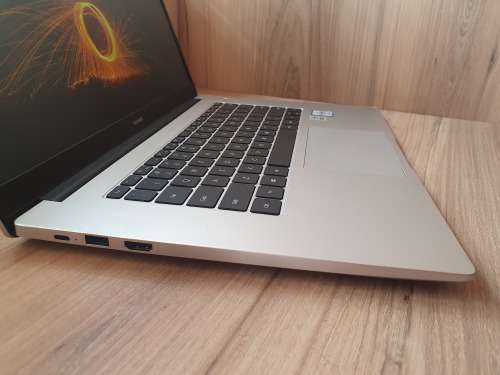 Huawei MateBook D15-Intel Core I3