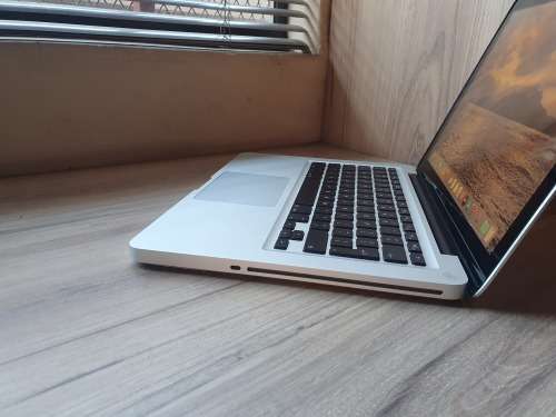 Macbook Pro 13.3` Mid 2012