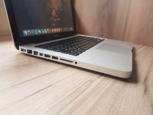 Macbook Pro 13 Mid 2012 + Free Laptop Bag