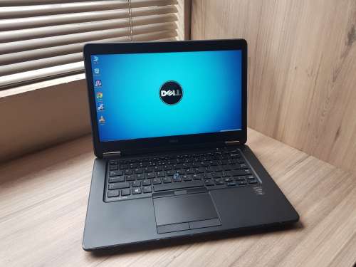 Dell latitude E7450 Ultrabook Intel Core i7 + Free Laptop Bag