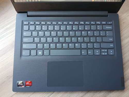 Lenovo V14 AMD Ryzen 3 + Free Laptop Bag
