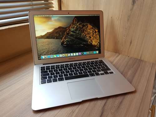 Macbook Air (13inch, 2015 ) + Free Laptop Bag