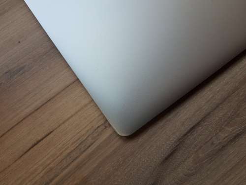 Macbook Air (13inch, 2015 ) + Free Laptop Bag