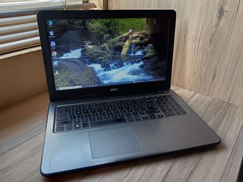 Dell Inspiron 5567 Intel Core i7 + Free Laptop Bag