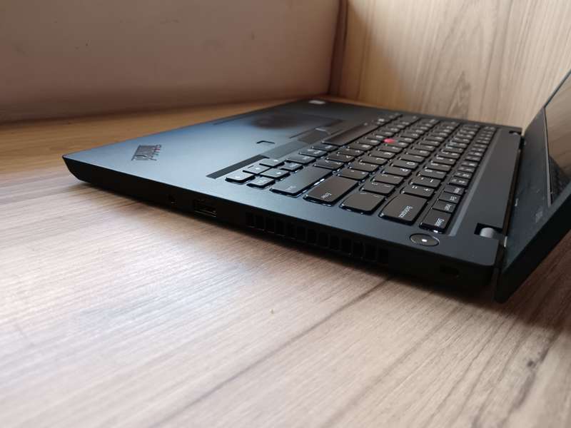 Lenovo Thinkpad L490 Intel Core i5 8th Gen + Free Laptop Bag