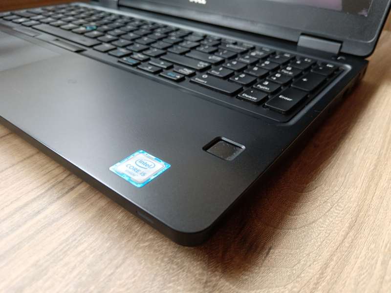 Dell Latitude 5580 Intel Core I5 Quad Core + Free Laptop Bag