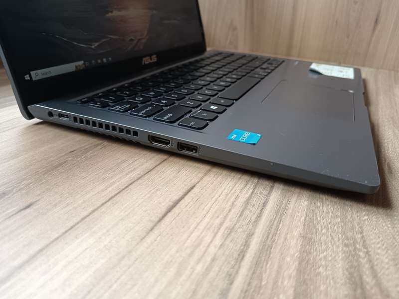 Asus Vivobook X515EA I3 11th Gen