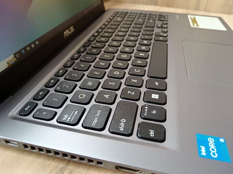 Asus Vivobook X515EA I5 11th Gen + Free Laptop Bag