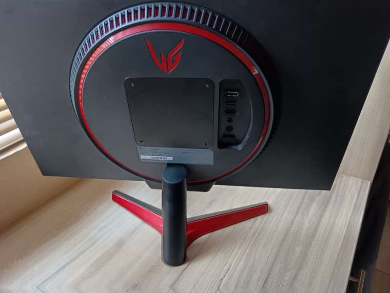 LG UltraGear 24GN600 24 FHD (1920 x 1080) Gaming Monitor