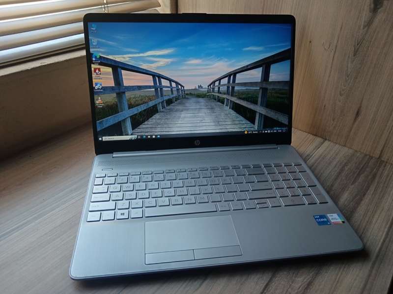 Hp laptop 15-dw3xxx Intel Core i5 11th Gen + Free Laptop Bag