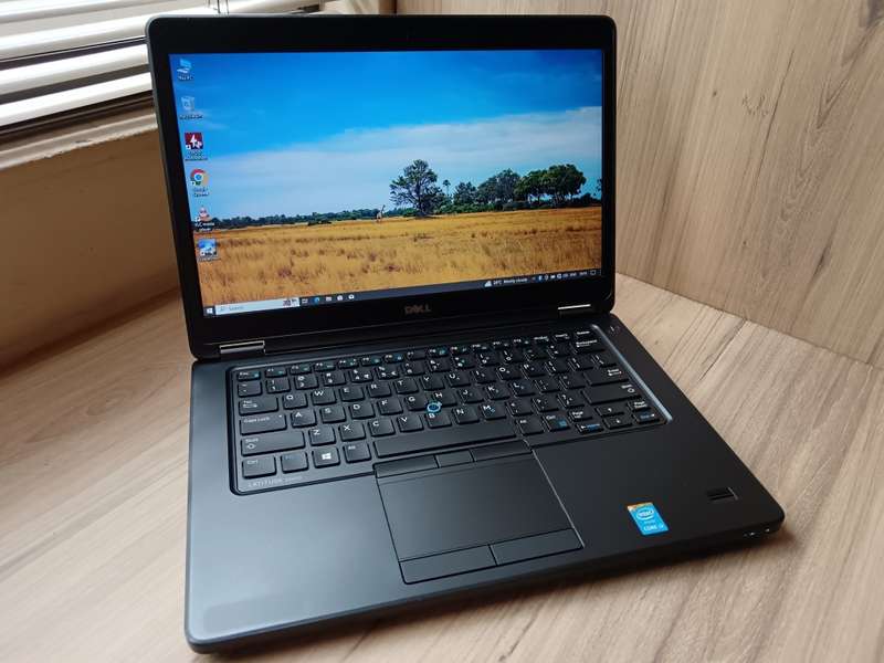 Dell latitude E5450 Intel Core i3 + Free Laptop Bag