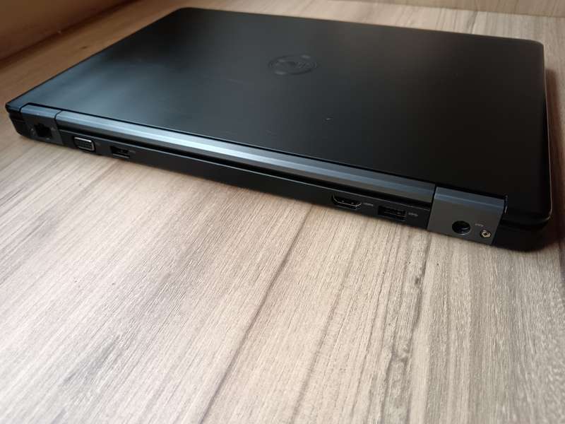 Dell latitude E5450 Intel Core i3 + Free Laptop Bag