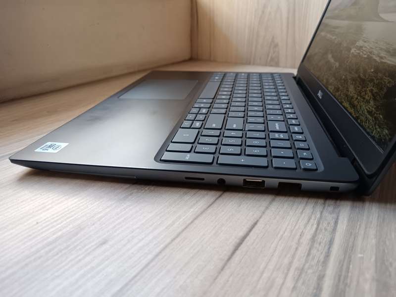 Dell Vostro 5590 Intel Core i5 10th Gen + Free Laptop Bag