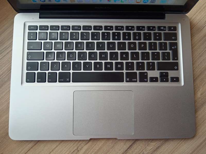 I5 Macbook Pro 13inch Mid 2012 + Free Laptop Bag