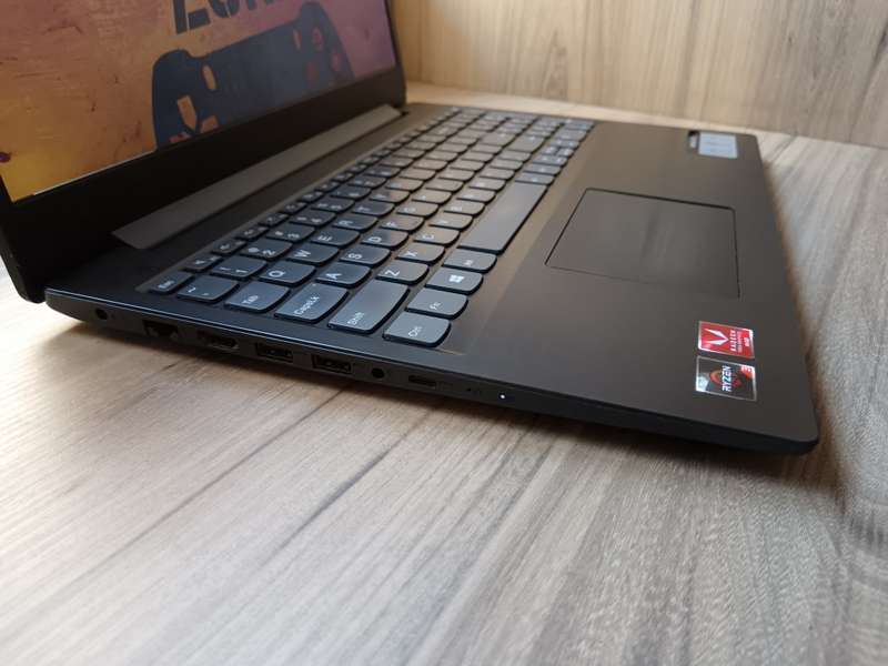 Lenovo Ideapad L340 AMD Ryzen 3 + Free Laptop Bag