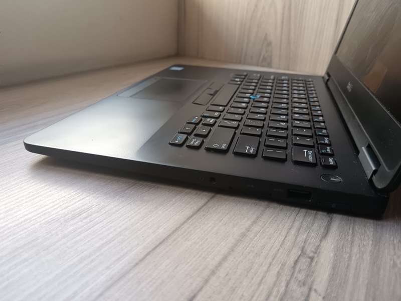 Dell Latitude E7470 Intel Core I7 + Free Laptop Bag