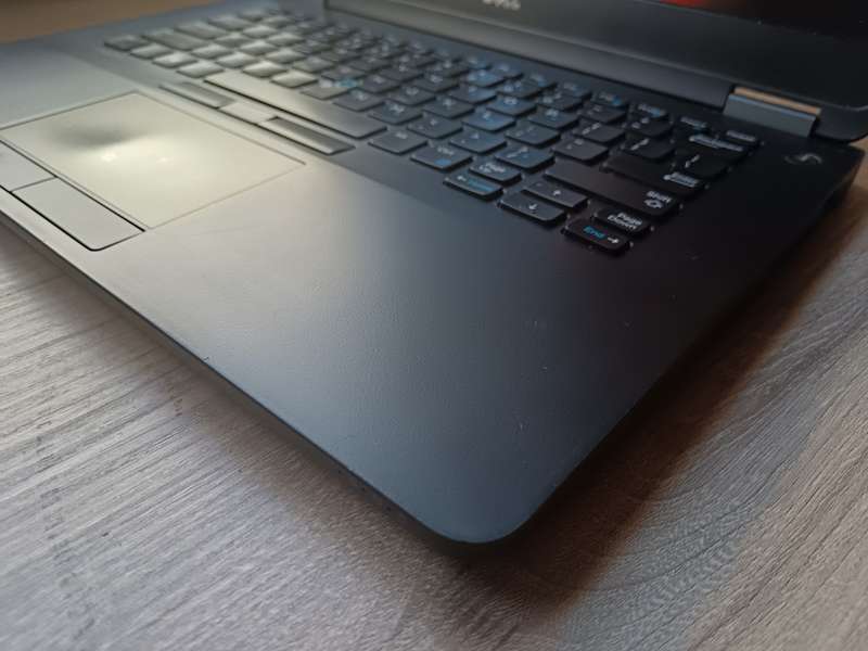 Dell Latitude E7470 Intel Core I7 + Free Laptop Bag